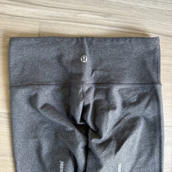 LULULEMON Leggings Capris Women’s Size 2 Lot Of 2 Pair - Black Coral & Gray - Picture 6 of 11